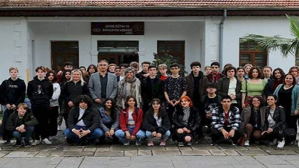 Hollandalı öğrencilerden inovasyon merkezine ziyaret