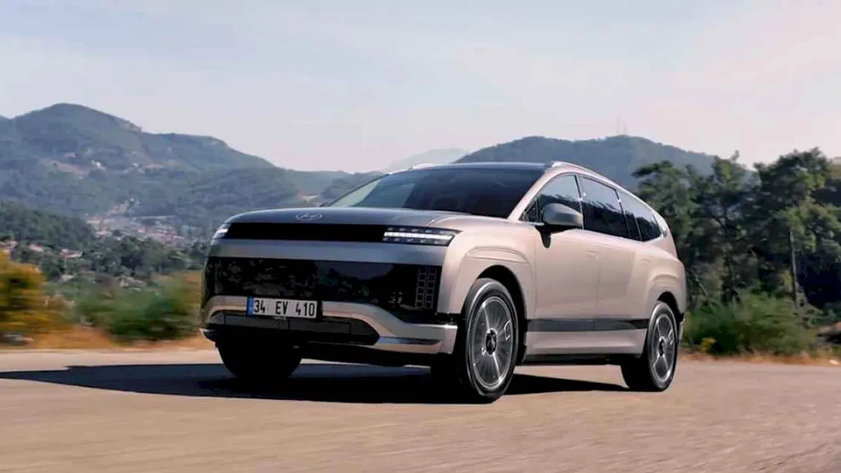 Hyundai Elektrikli Ailesi’nin Amiral Gemisi IONIQ 9 Türkiye’de Satışta