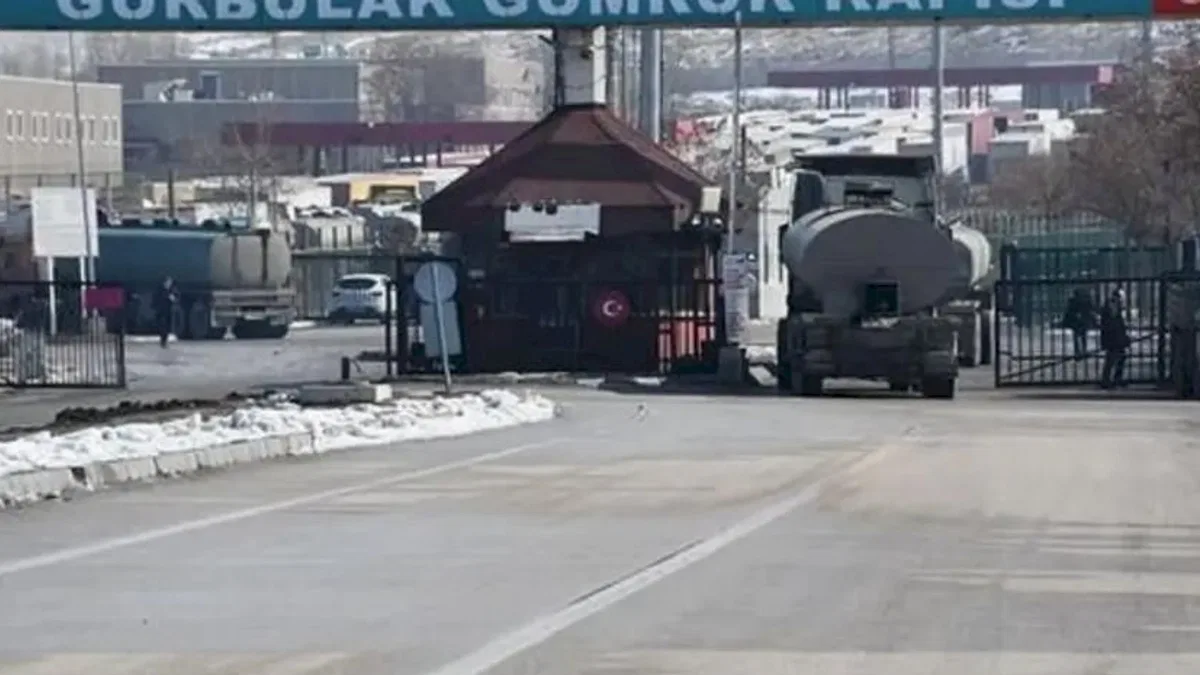 Türkiye - İran sınır kapılarında durum nasıl? Bakanlık açıkladı: Ticari geçişler kontrollü sürüyor