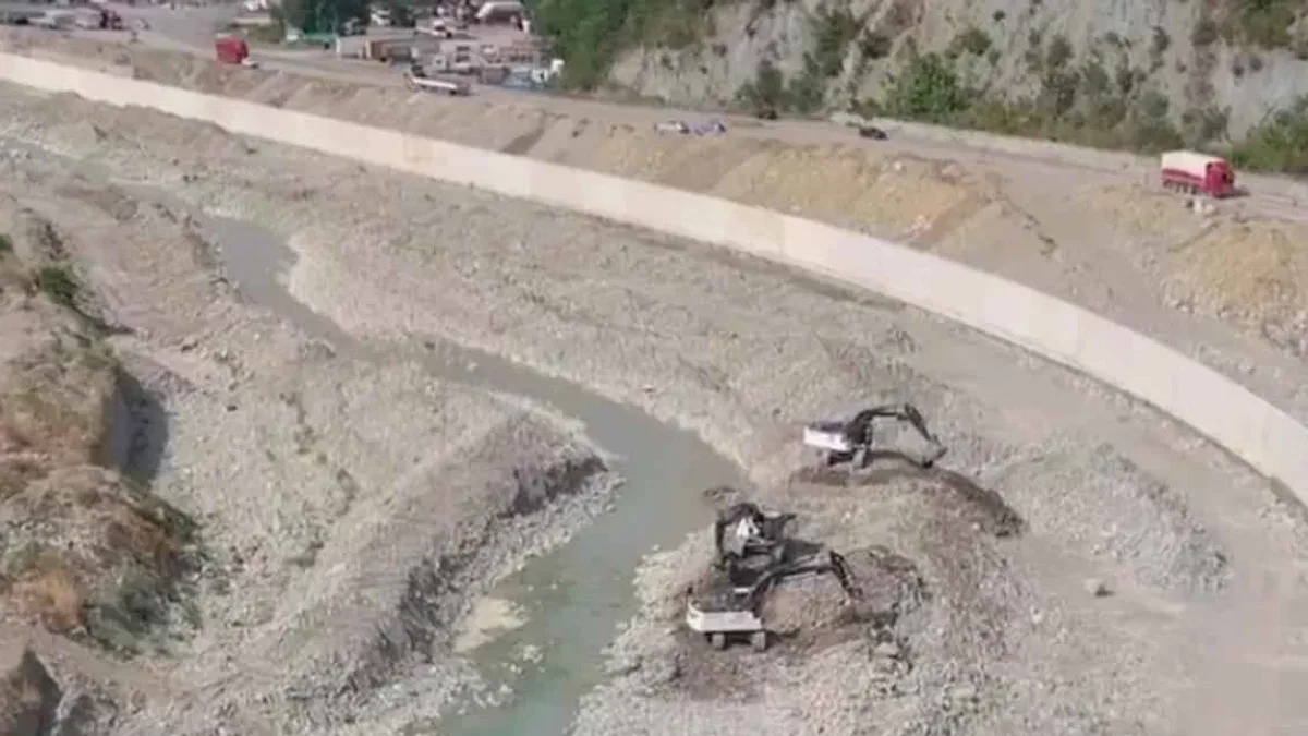 Karadeniz'in riskli illerinde ıslah çalışmaları sürüyor