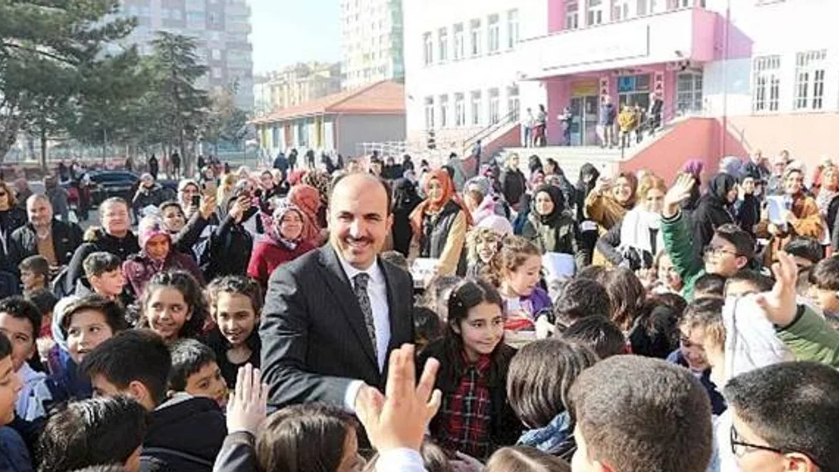 Başkan Altay LGS'ye Girecek Öğrencilere Başarılar Diledi