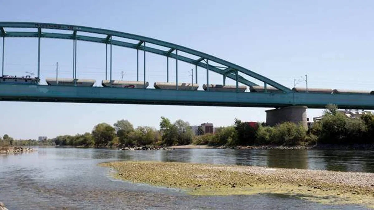 Hırvatistan'da Sava Nehri'nin su seviyesinde düşüş gözlendi