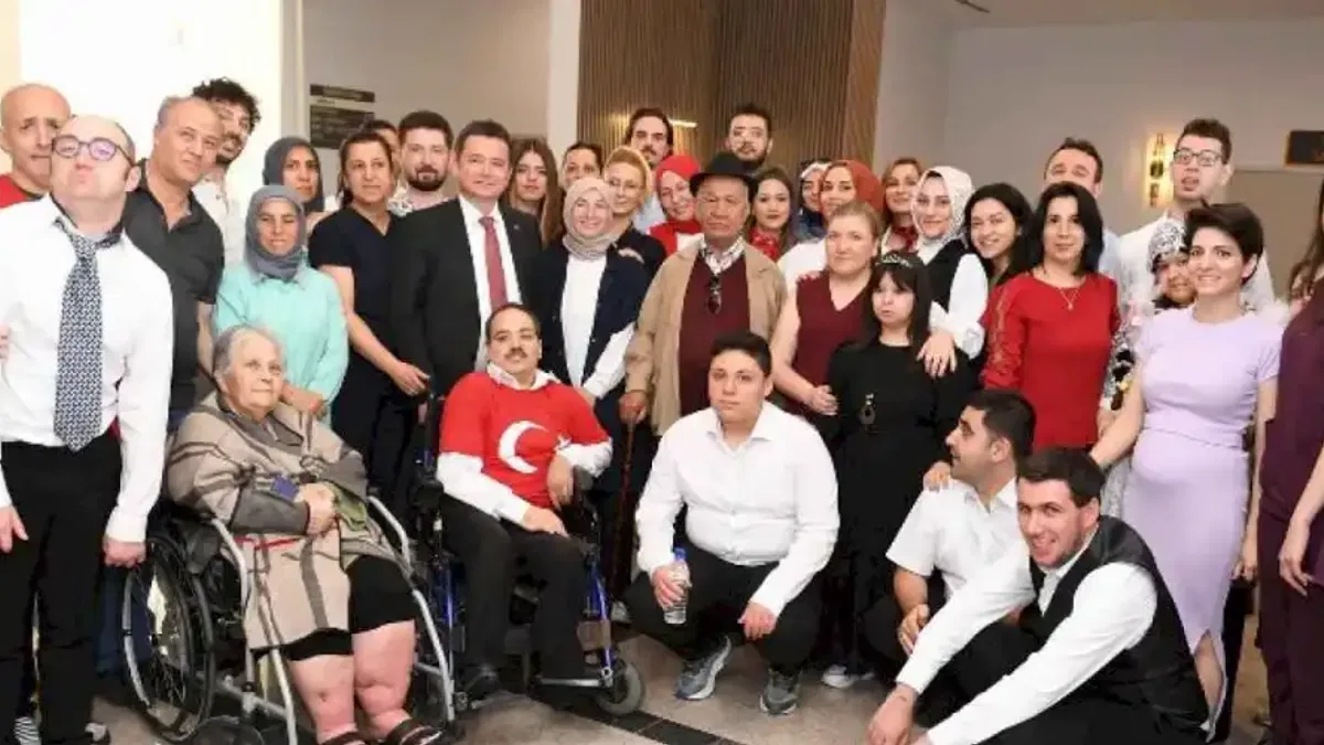 Başkan Palancıoğlu, muhtarlarla buluşarak mahalelerin yol haritasını belirledi
