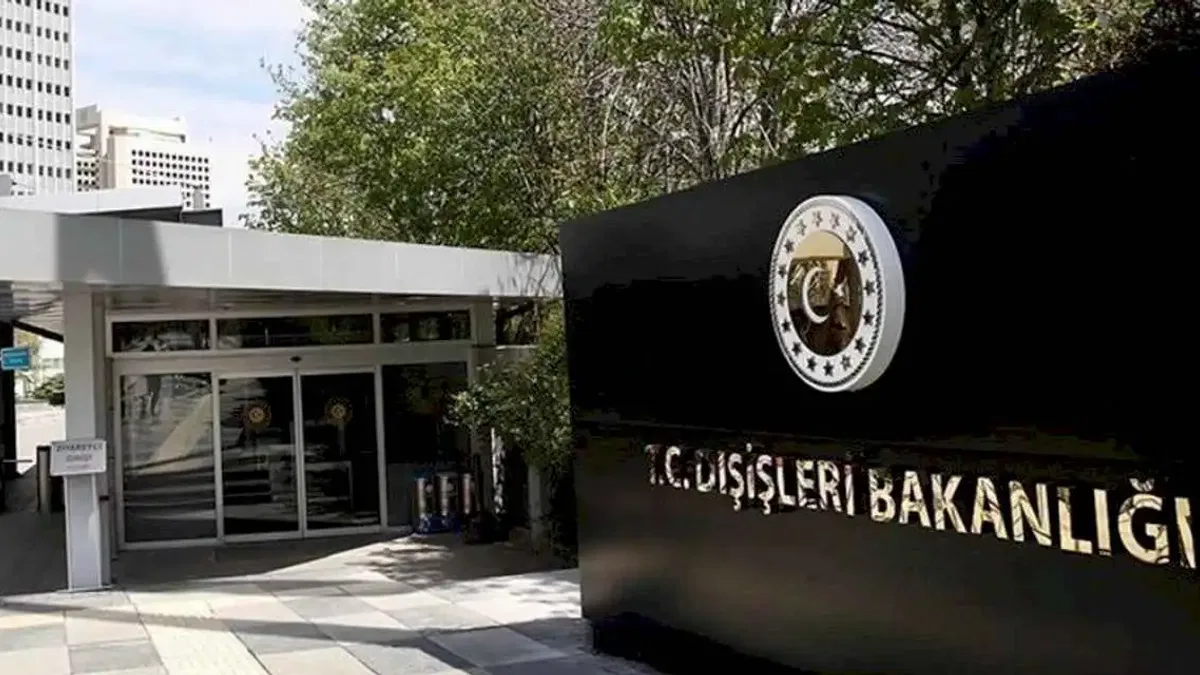 Dışişleri Bakanlığı: İran'daki helikopter kazasıyla ilgili gelişmeleri üzüntüyle takip ediyoruz