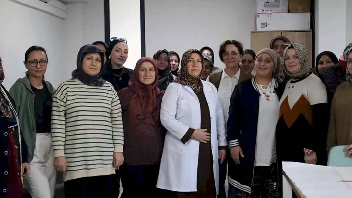 SAMEK’te 24 farklı branşta eğitim yüzlerce kursiyerle buluşuyor