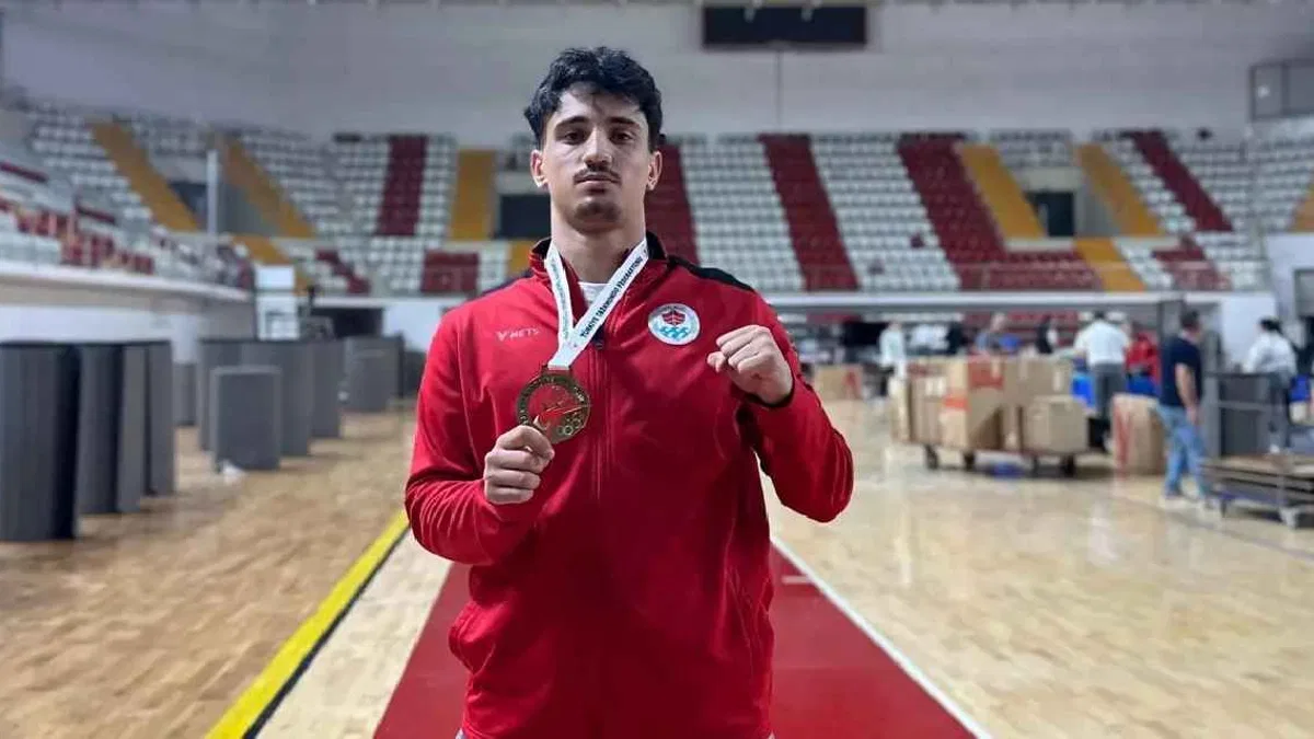 Trabzonlu sporcular madalya yağdırdı