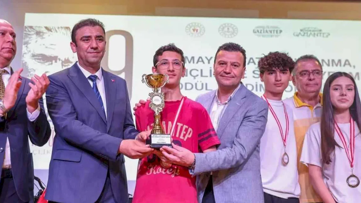 Gaziantep'te 19 Mayıs'ta ter döken yarışmacılar ödüllendirildi