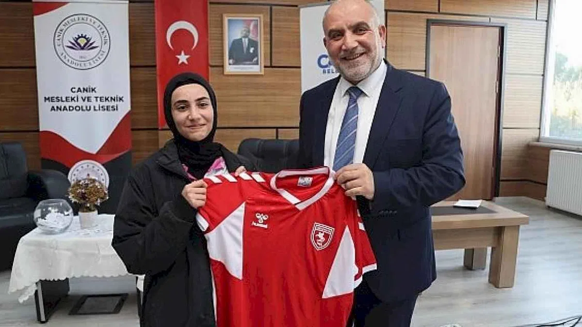Başkan İbrahim Sandıkçı Öğrencilere Buluştu