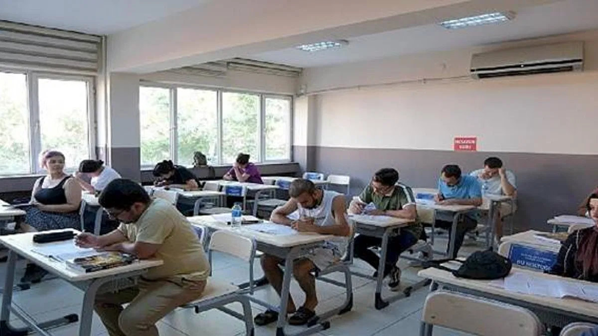 Aydın Büyükşehir Belediyesi, Kamu Personeli Seçme Sınavı'na hazırlanacak olanlara (KPSS) eğitim desteği verecek