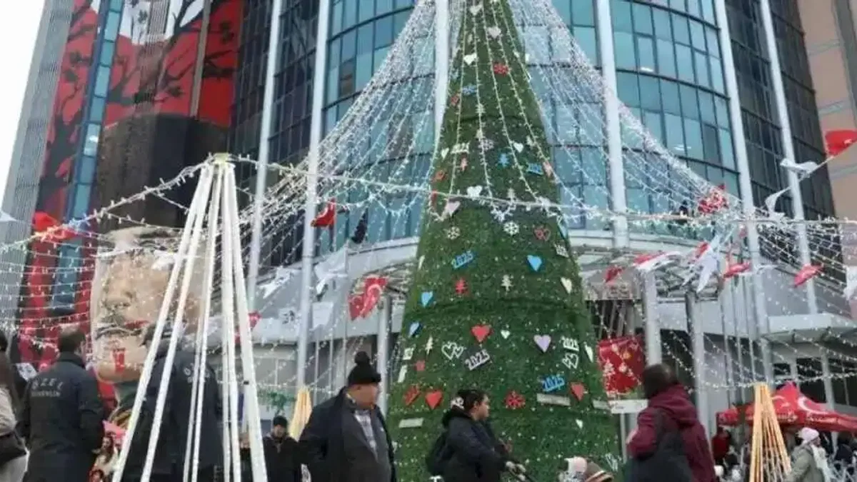 Kocaeli'de yeni yıl coşkusu tüm hızıyla devam ediyor