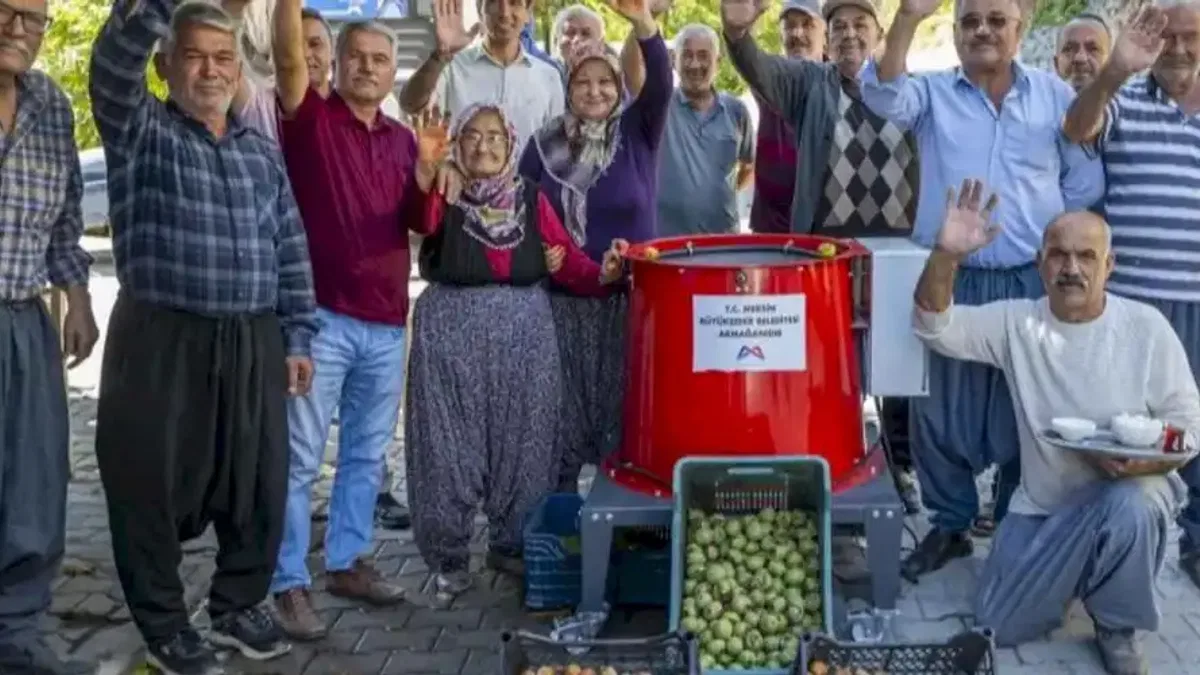 Mersin Büyükşehir’den üreticiye teknolojik destek
