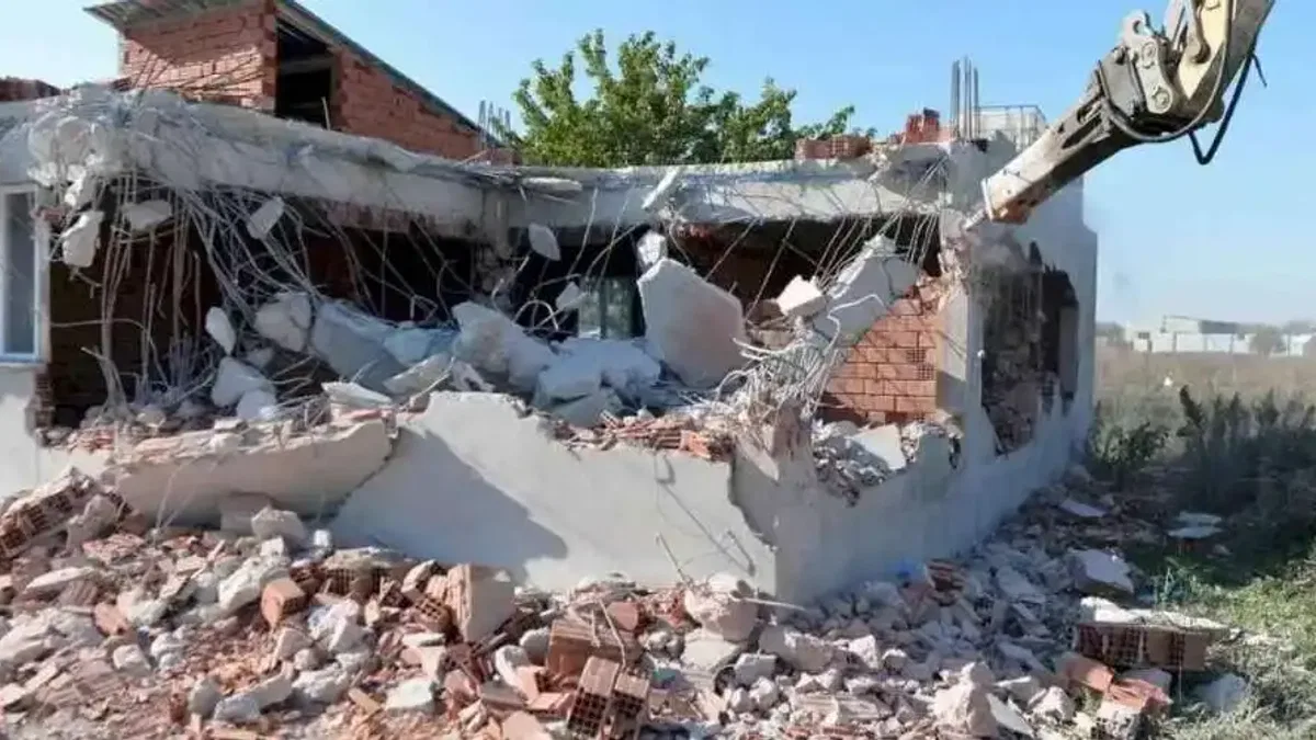 Bursa Osmangazi'de kaçak yapılara af yok!