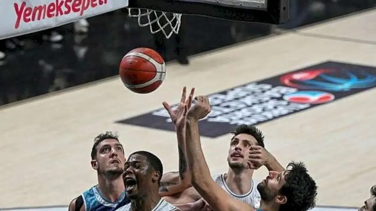 Beşiktaş Emlakjet 77-66 Türk Telekom (Maç Sonucu) Beşiktaş evinde kazandı!