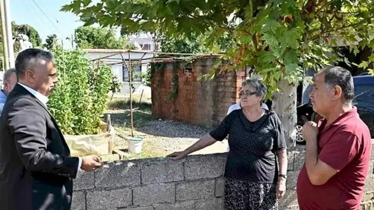 Antalya Muratpaşa'da bir mahalle diken üzerinde