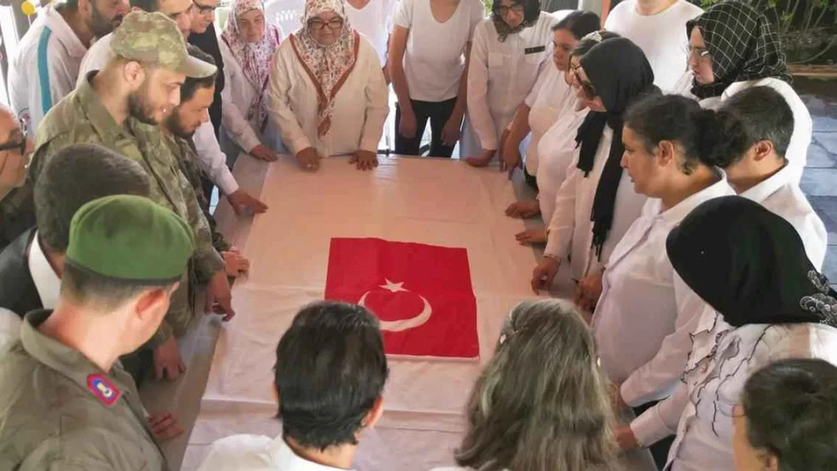 Özel İnsanlar Eğitim Merkezi’nde 30 Ağustos kutlaması