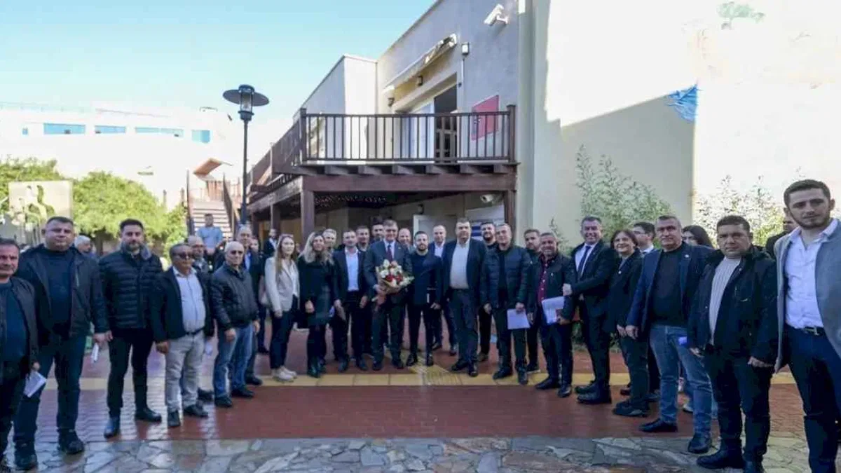 Başkan Tugay İzmir Seferihisar muhtarlarıyla buluştu