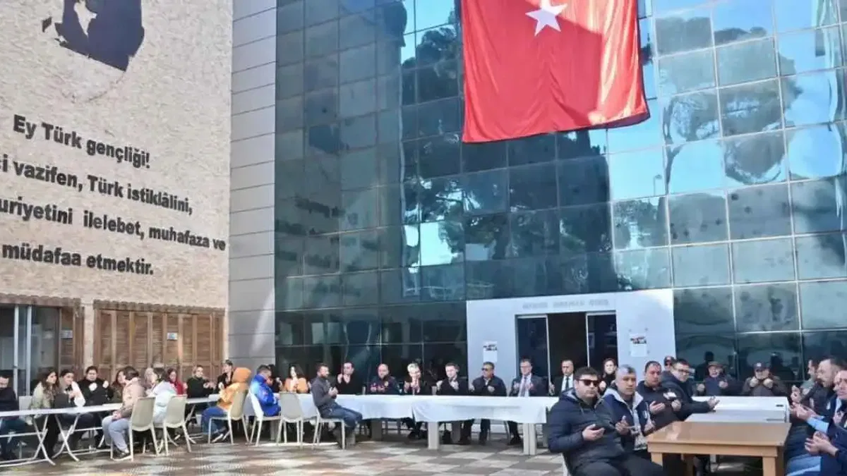 Polis memuru Fethi Sekin Manisa’da anıldı