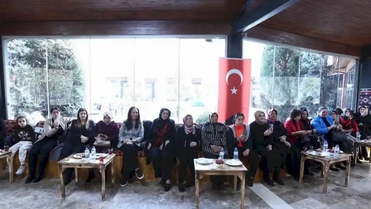 Kayserili kadın muhtarların 'büyük' buluşması