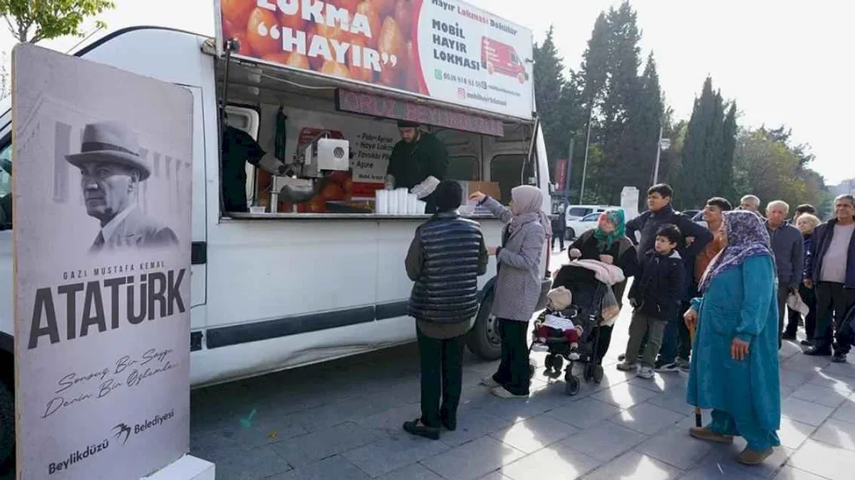 10 Kasım’da Beylikdüzü’nde lokma geleneği sürdürüldü