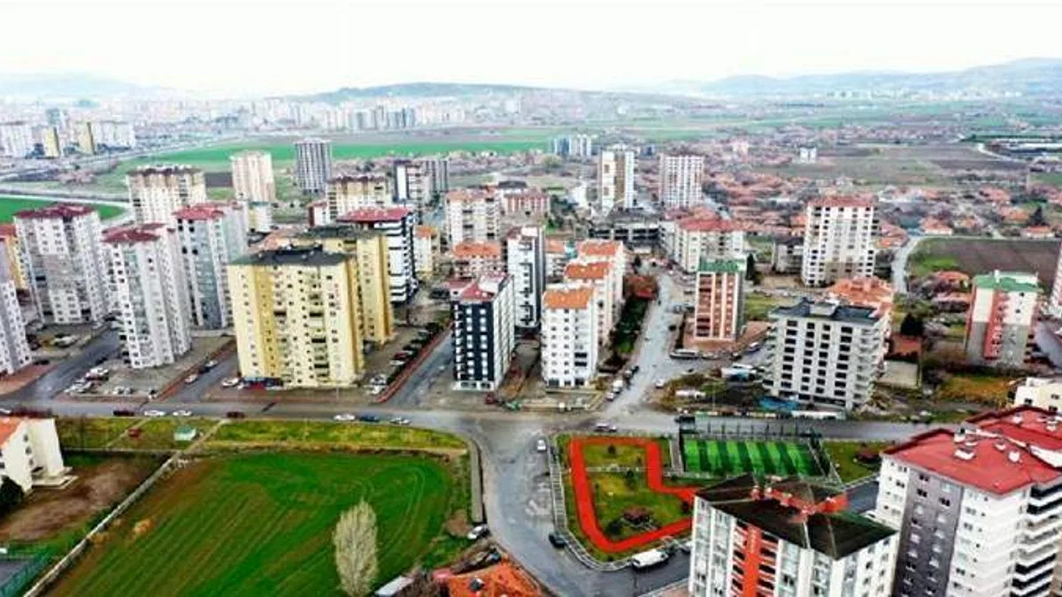Ahmet Çolakbayrakdar'dan Mithatpaşa mesaisi