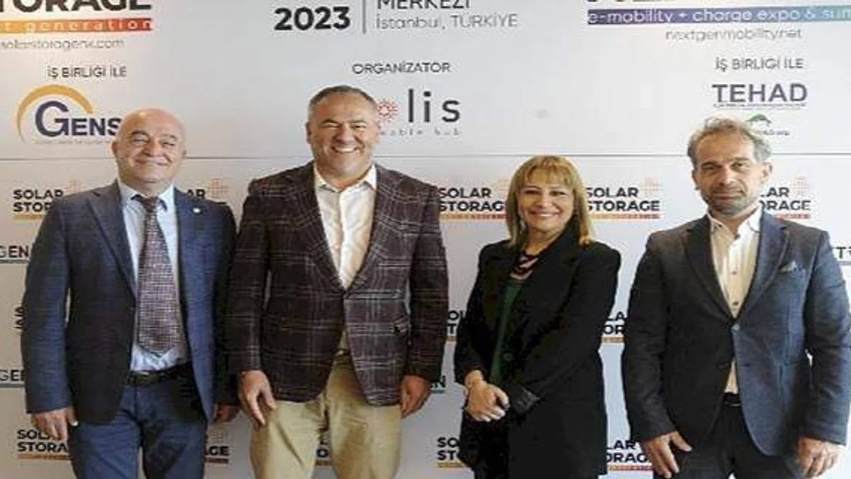 Yenilenebilir Enerji Sektörünün ve E-Mobilite'nin Devleri İstanbul'da Buluşuyor