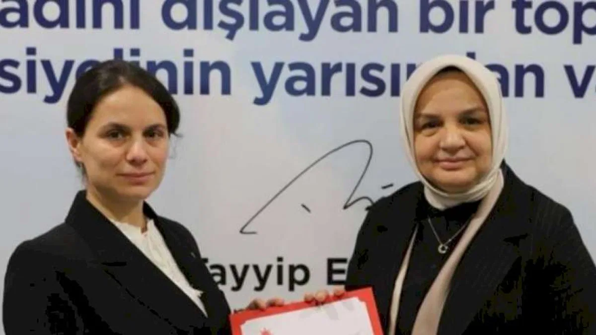 Dilovası AK Kadınlar Ayşe Ak'a emanet
