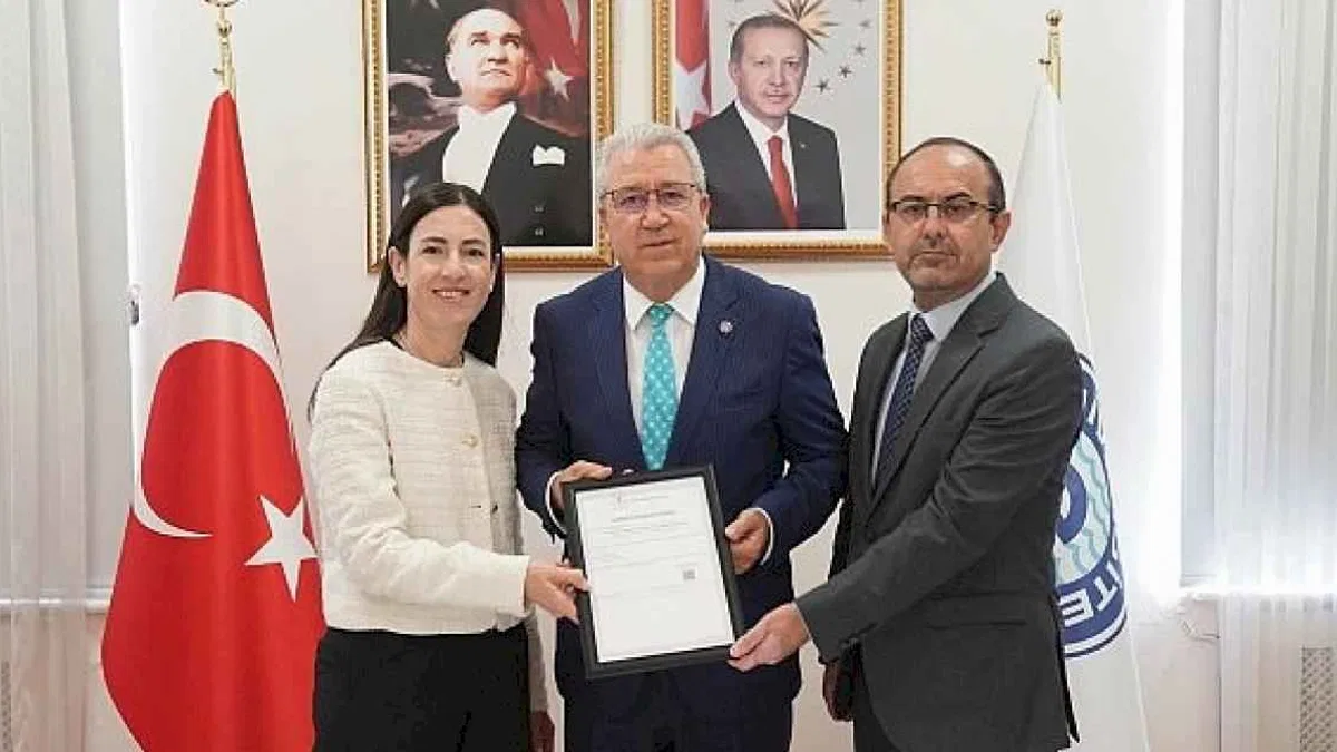 Ege Üniversitesi Petrol- Akaryakıt Analiz Laboratuvarı (EGE-PAL) yeniden akredite oldu