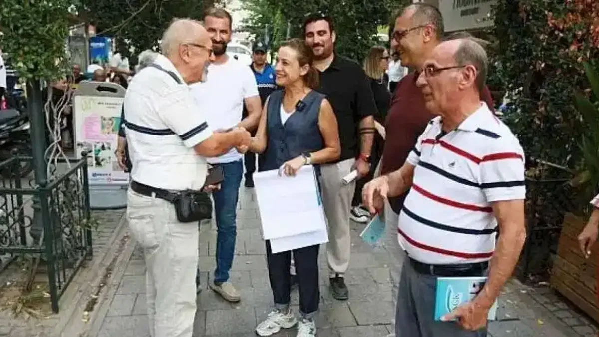 Mahalle gezilerinde ikinci durak Atatürk Mahallesi: Başkan mahalleyi karış karış gezdi, çalışmaları inceledi