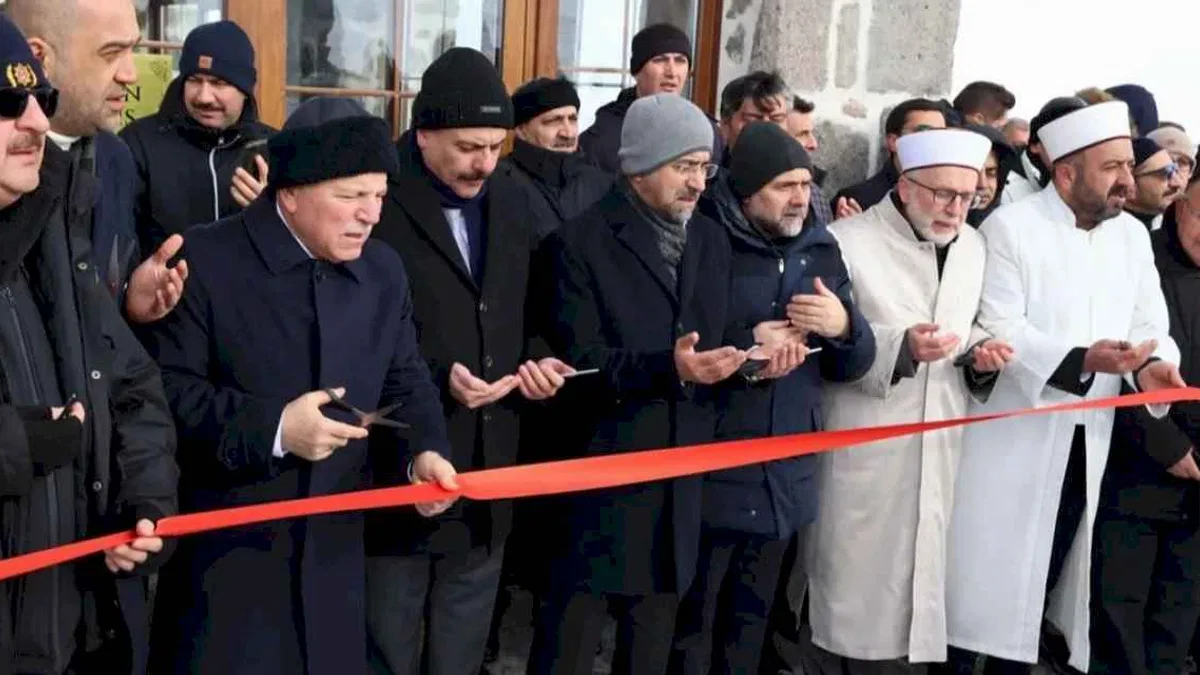 Pir Ali Baba Türbesi hizmete açıldı