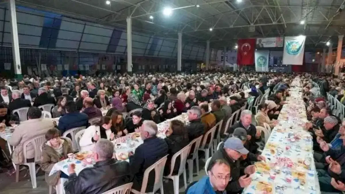 Manisa'da Bereket Sofrası Saruhanlı’da kuruldu