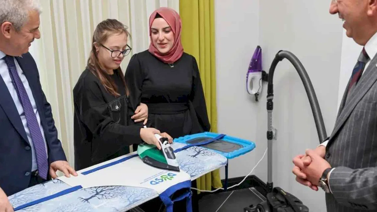 Konya Valisi Akın’dan DOSD Meram’a tam not