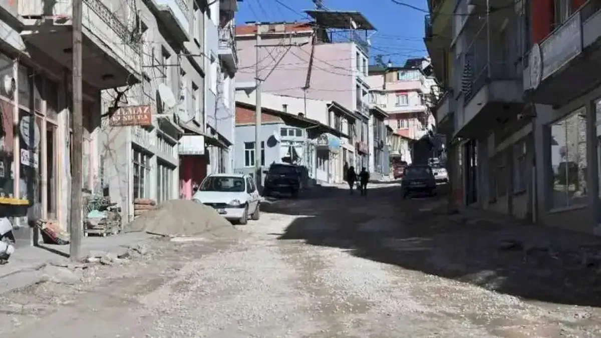 Manisa Demirci'de üst yapı çalışmalarına devam