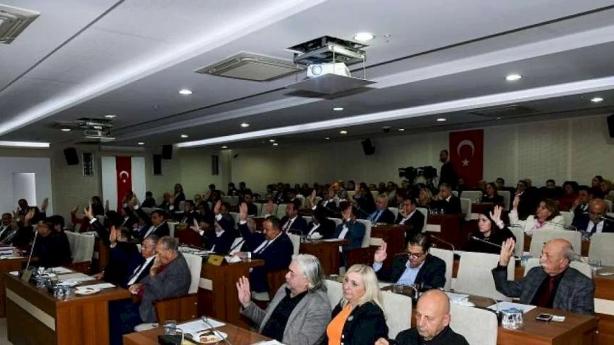 İzmir Karabağlarda'da sel mağdurlarına nakdi yardım