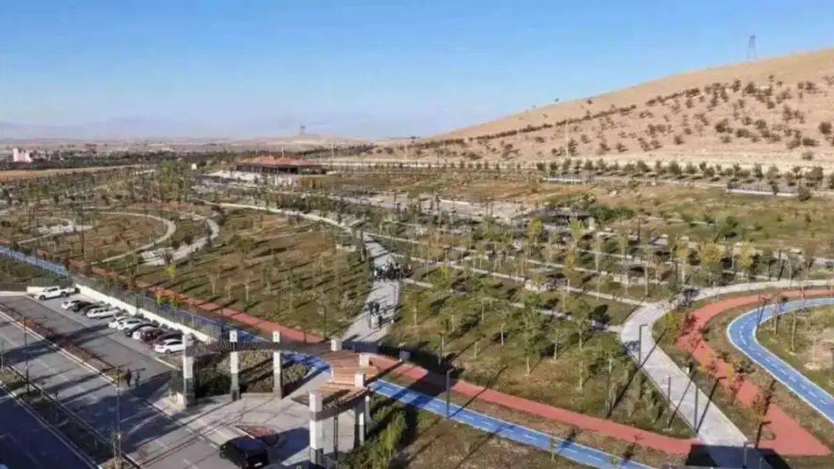 Konya'nın en büyük Millet Bahçesi Ereğli'de hayata geçti