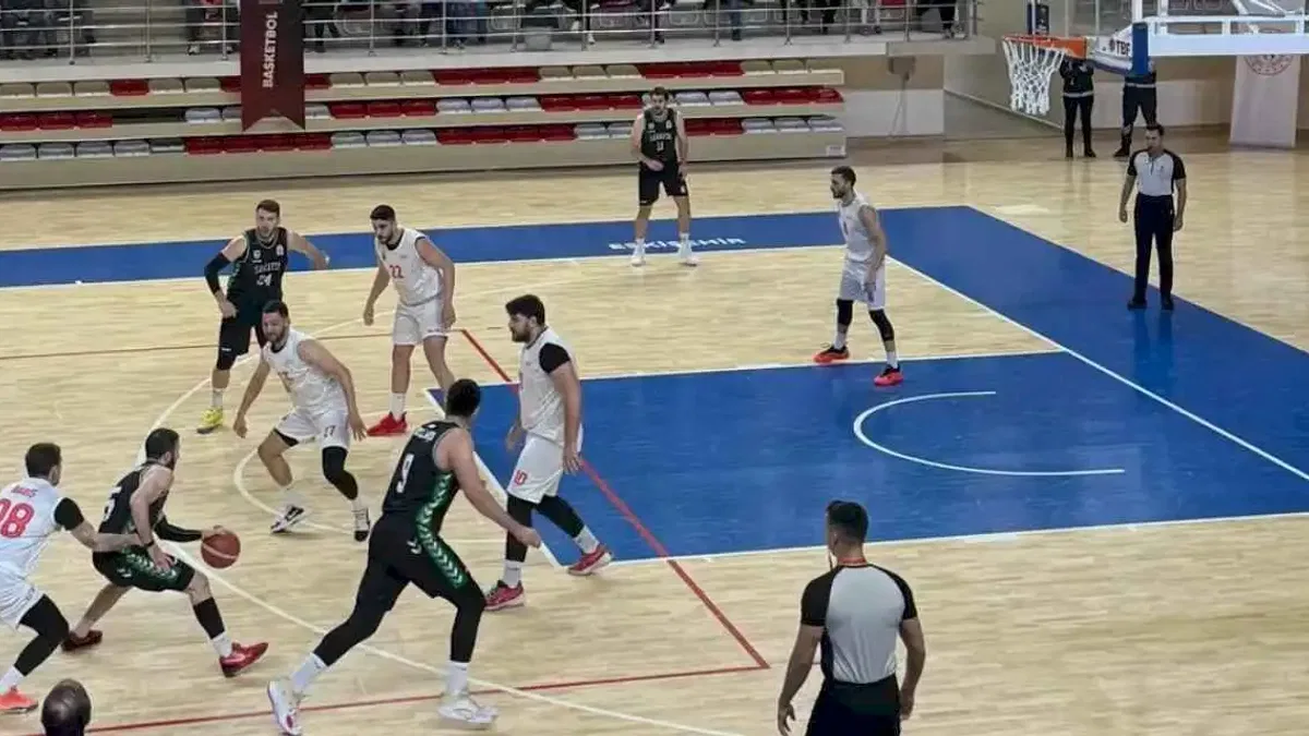 Sakarya'nın devleri Eskişehir deplasmanından namağlup döndü