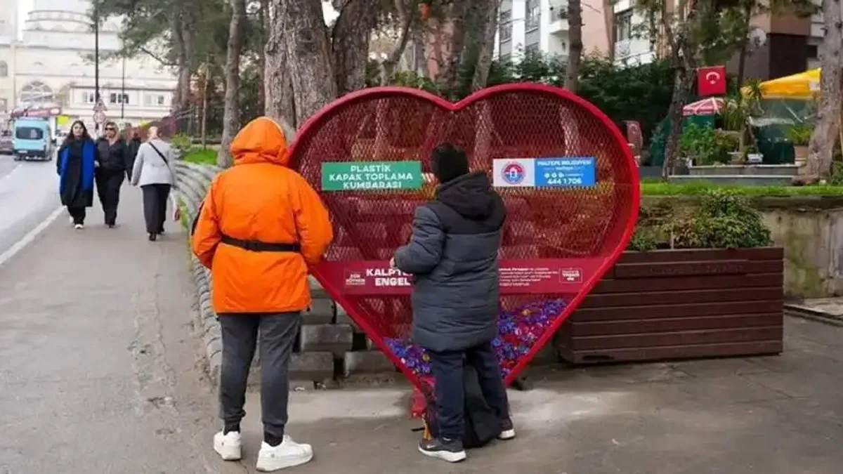 İstanbul Maltepe’de kapak kumbarası 8’e ulaştı