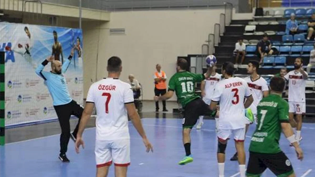 Sakarya Büyükşehir hentbolda dolu dizgin