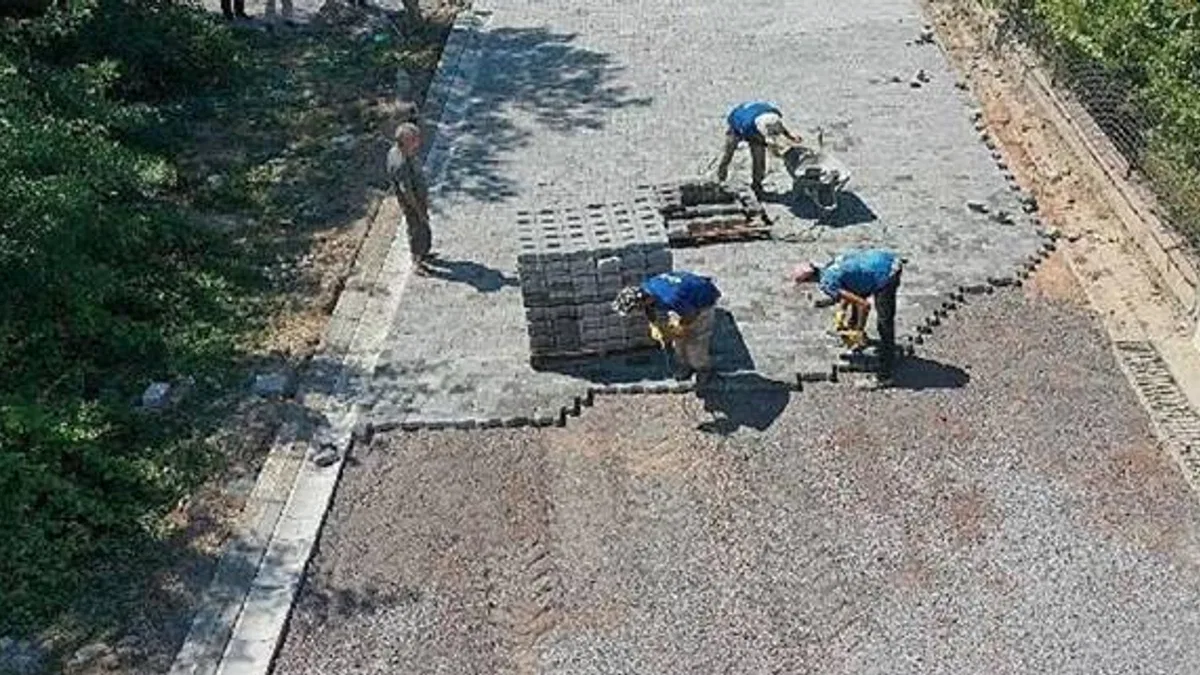 Kandıralı muhtarlar yol istedi, Başkan talimat verdi