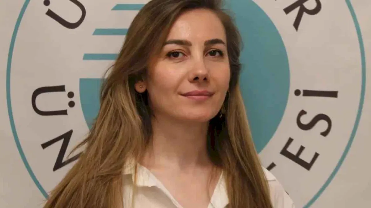 Takma kirpik kullanımında göz sağlığına dikkat!