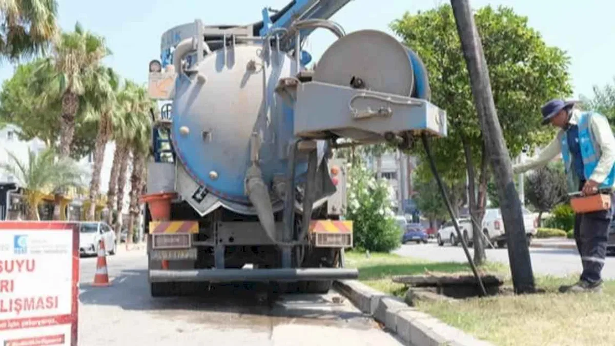 Antalya: 150 kilometrelik yağmursuyu hattında kapsamlı temizlik