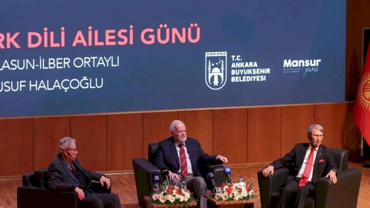 Ankara'da “Dünya Türk Dili Ailesi Günü” paneli