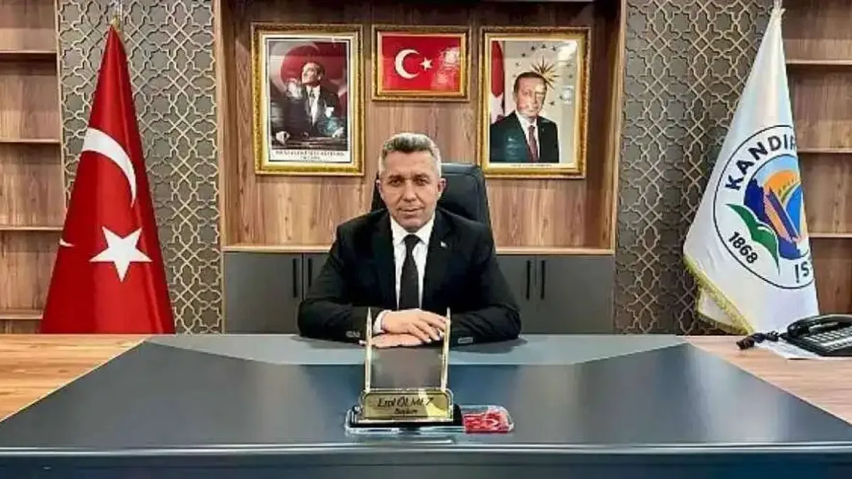 Kandıra Belediye Başkanı Erol Ölmez'den 10 Kasım Mesajı