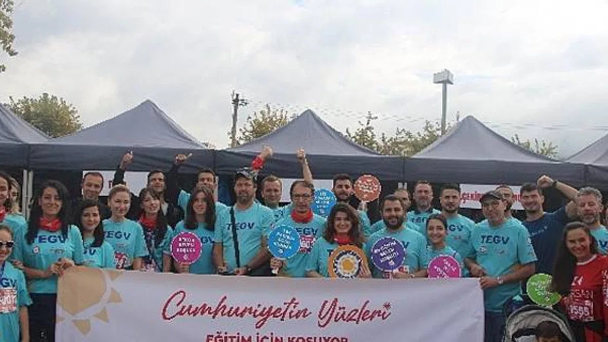 TEGV "Cumhuriyetin Yüzleri Eğitim için Koşuyor" Kampanyası ile Bursalı Çocukların Eğitimlerine Destek Oluyor