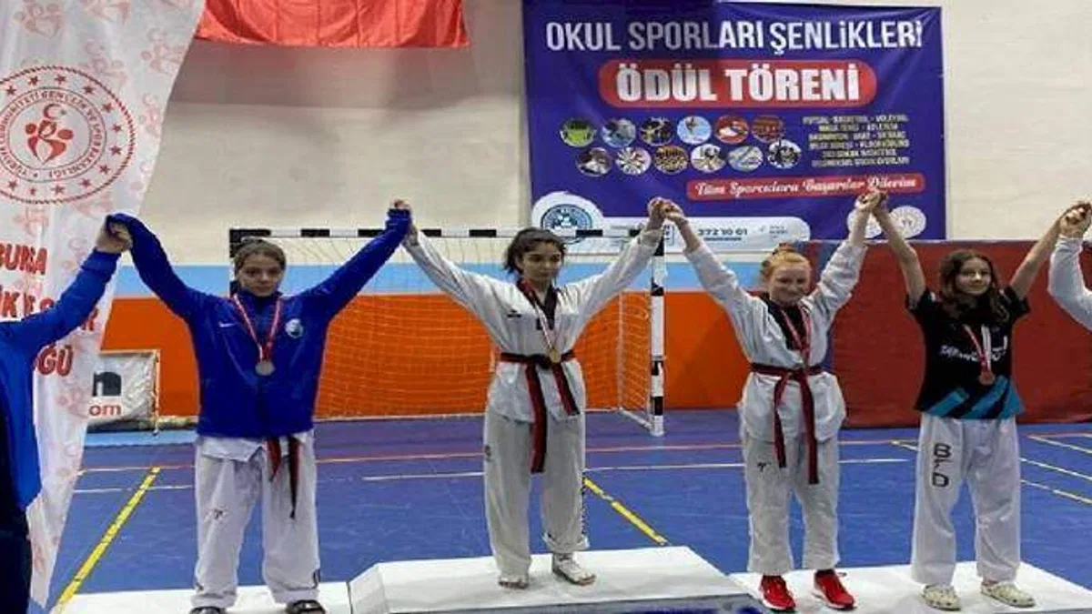 Osmangazili sporculardan çifte bayram