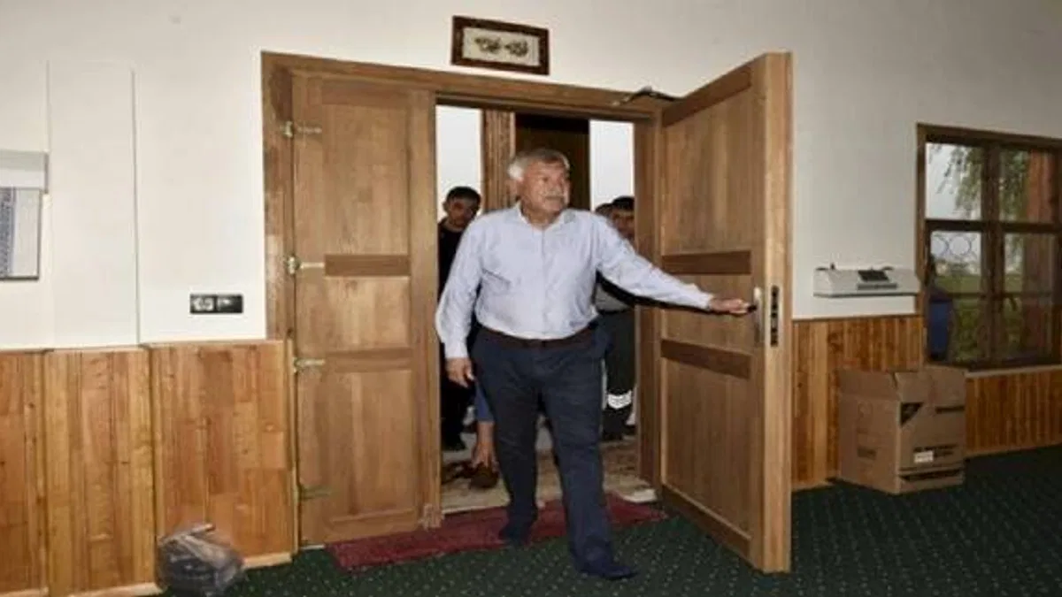 Adana'da Küçükoba Mezarlığı Camisi açıldı
