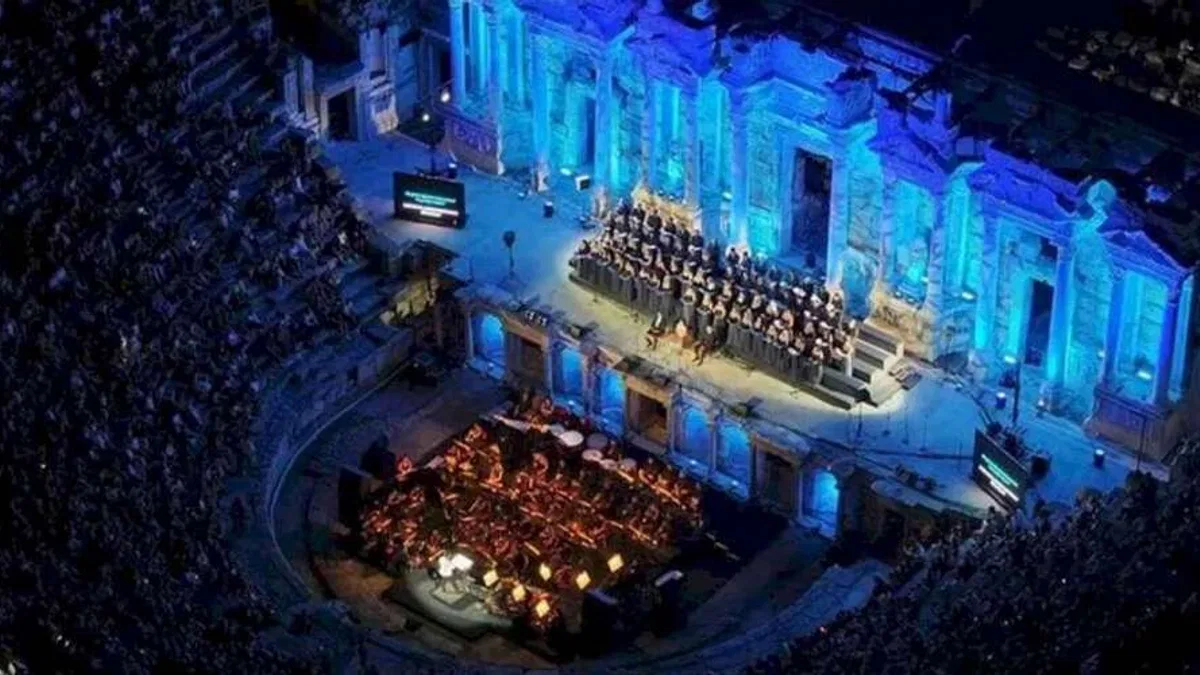 Hierapolis Antik Kenti tarihi konserle on binleri ağırladı
