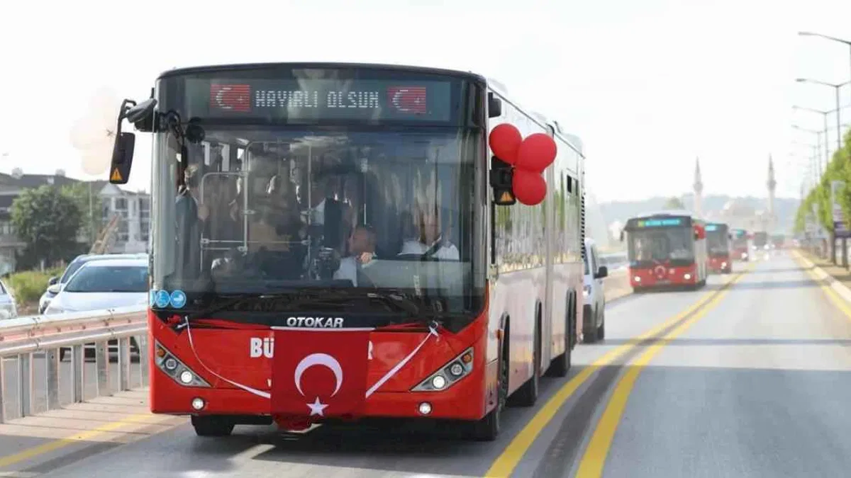 Sakarya’da metrobüs devrimi