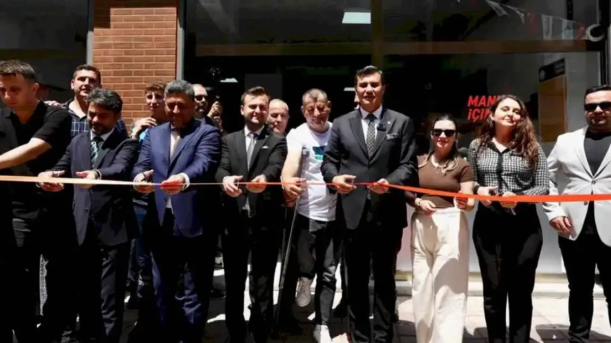 Manisa Büyükşehir’in 5. Kent Lokantası Muradiye’de açıldı