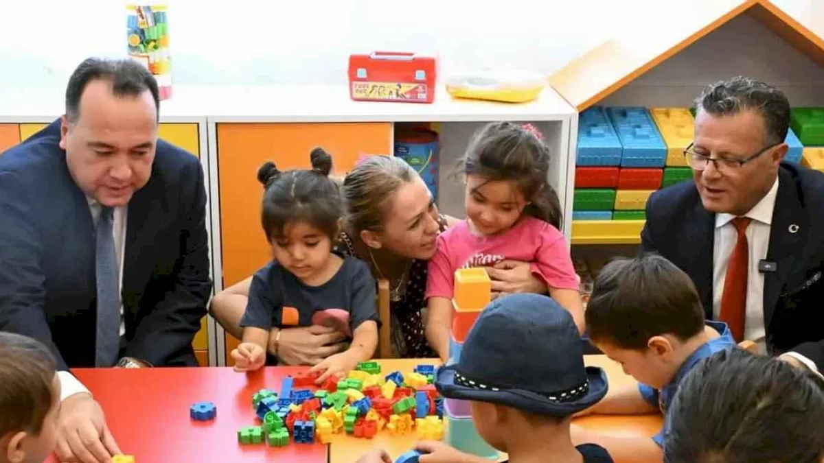 Manisa'da Ferdi Zeyrek ismi 'Çocuk Atölyesi'nde yaşatılacak