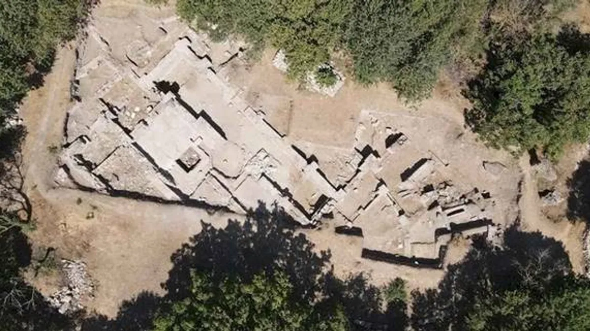 Bathonea Antik Kenti İstanbul'a ışık tutuyor